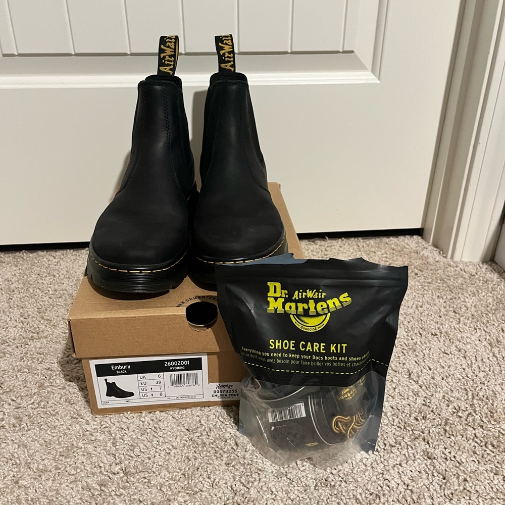 Dr. Martens CHLSEA TRCT - Black